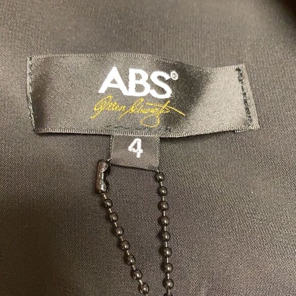 NWT ABS Allen Schwartz Women's Deep-V Black Jumpsuit with Front Cut-Out Size 4 - Picture 7 of 9